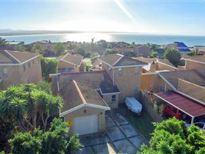 3 Bed House in Wavecrest