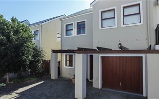 3 Bedroom Duplex in Welgevonden Estate
