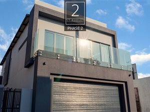 4 Bed Cluster in Bryanston