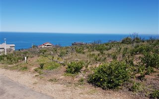 980 m² Land available in Village On Sea