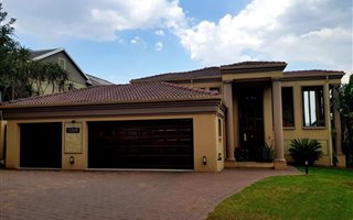 4 Bedroom House in Featherbrooke Estate