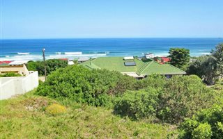 624 m² Land available in Dwarswegstrand