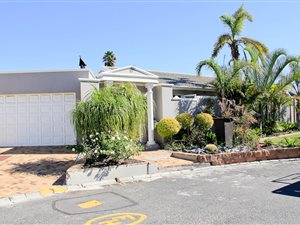 3 Bed House in Plattekloof Glen