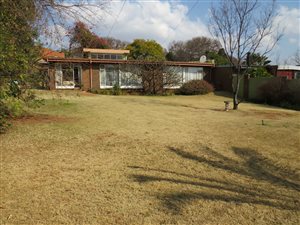 4 Bed House in Meyerspark