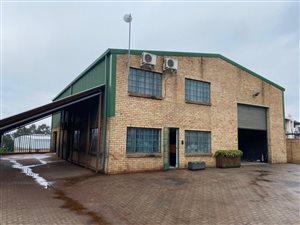 230 m² Commercial space in Laser Park