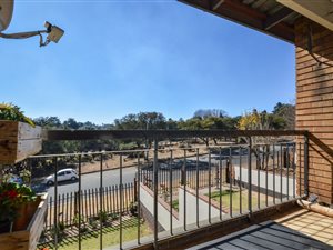 5 Bed Townhouse in Florida Park