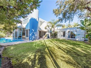 5 Bed House in Fourways Gardens