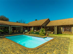 4 Bed House in Mayfield Park
