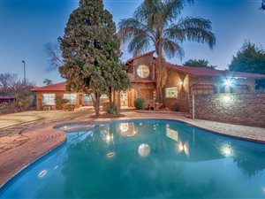 5 Bed House in Bedfordview