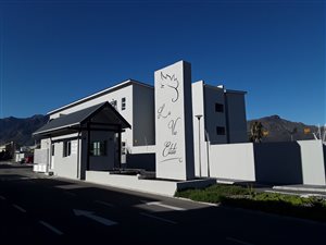1 Bed Apartment in Klein Parys