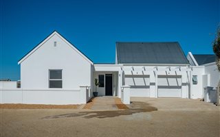 4 Bedroom House in Croydon Olive Estate