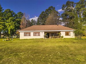 4 ha Smallholding in Underberg