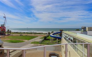 3 Bedroom Apartment in Jeffreys Bay