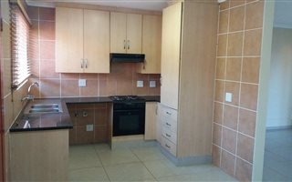 3 Bedroom Townhouse in Willow Park Manor