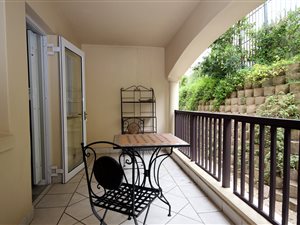 2 Bed Apartment in Upper Robberg