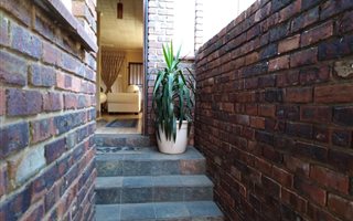 2 Bedroom Townhouse in Birchleigh
