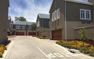 3 Bedroom Duplex in Fourways