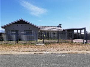 3 Bed House in Worcester West