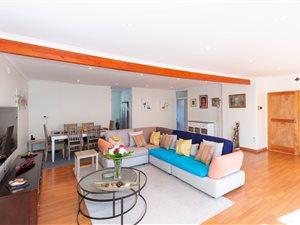 4 Bed House in Bergvliet