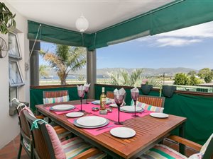 3 Bed Apartment in Knysna Central