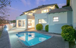5 Bedroom House in Carlswald North Estate