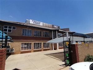 1700 m² Industrial space in Wadeville