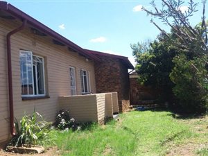 2 Bed House in Geluksdal