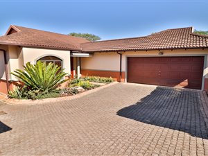 3 Bed Simplex in Le Domaine