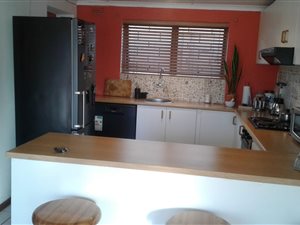 3 Bed House in Brixton