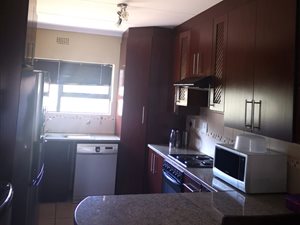 2 Bed Apartment in Monument