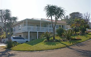 3 Bedroom Townhouse in Palm Beach