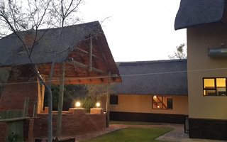 4 Bedroom House in Kshane Lake Lodge