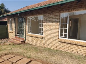 3 Bed Simplex in The Willows