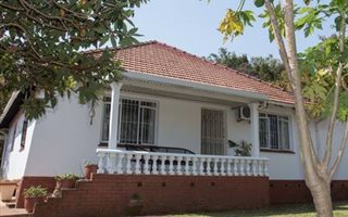 3 Bedroom House in Manor Gardens