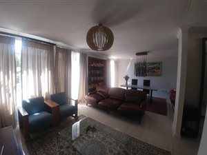 3 Bed Apartment in Robindale