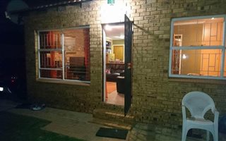 2 Bedroom Apartment in Finsbury
