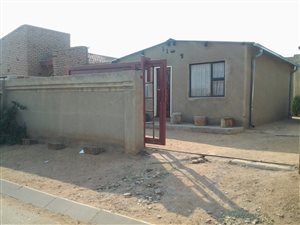 2 Bed House in Doornkop