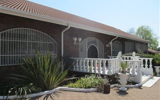 4 Bedroom House in Alberante