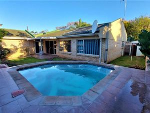 3 Bed Townhouse in Bonnie Doone