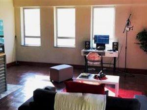 Studio apartment in Jeppestown