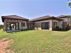 3 Bed House in Palm Lakes Estate