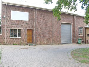 315 m² Commercial space in Alberton
