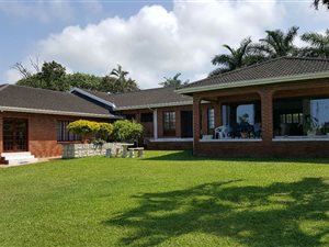 5 Bed House in Park Rynie
