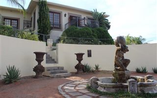 5 Bedroom House in Die Rand