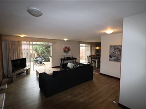 3 Bed Townhouse in Val de Grace