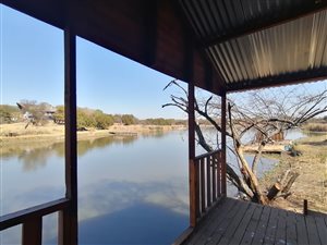 1200 m² Land available in Leeuwfontein