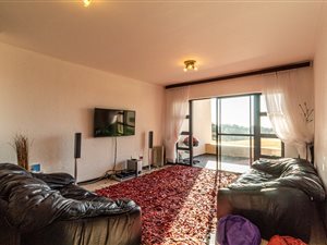 2.5 Bed Apartment in Jackal Creek Golf Estate