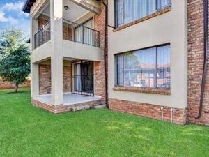 2 Bed Apartment in Ruimsig