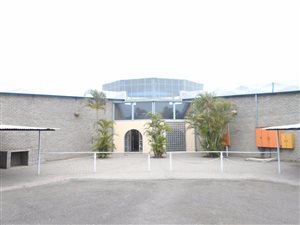 2590 m² Commercial space in Rustenburg Central