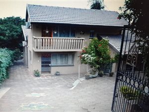 5 Bed House in Lotusville